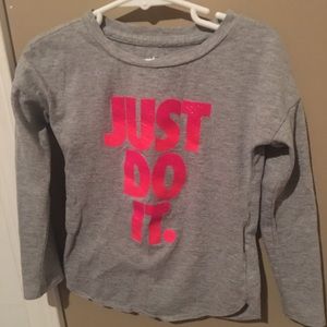 Long sleeve Nike tshirt - size 4